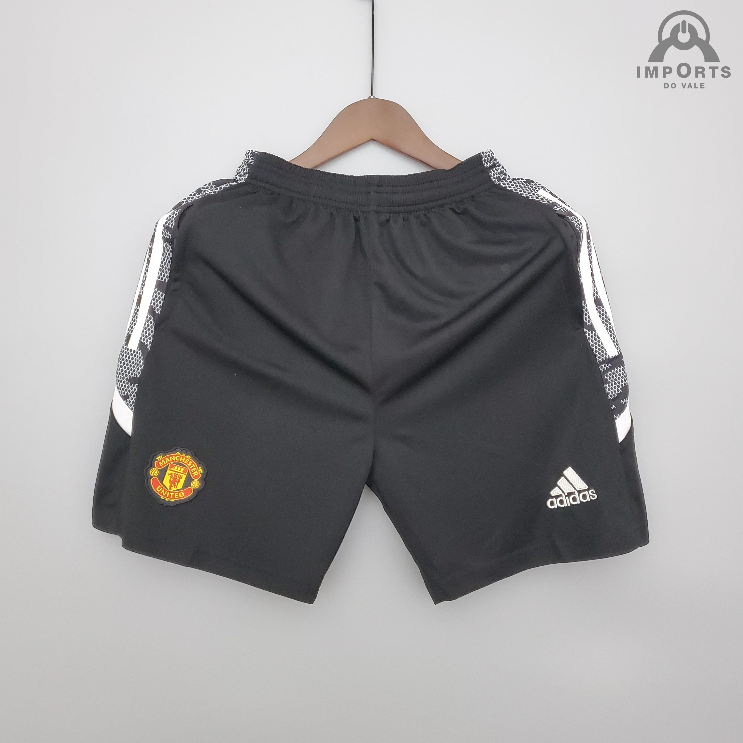 Calção Manchester United 21/22 Treino - Preto