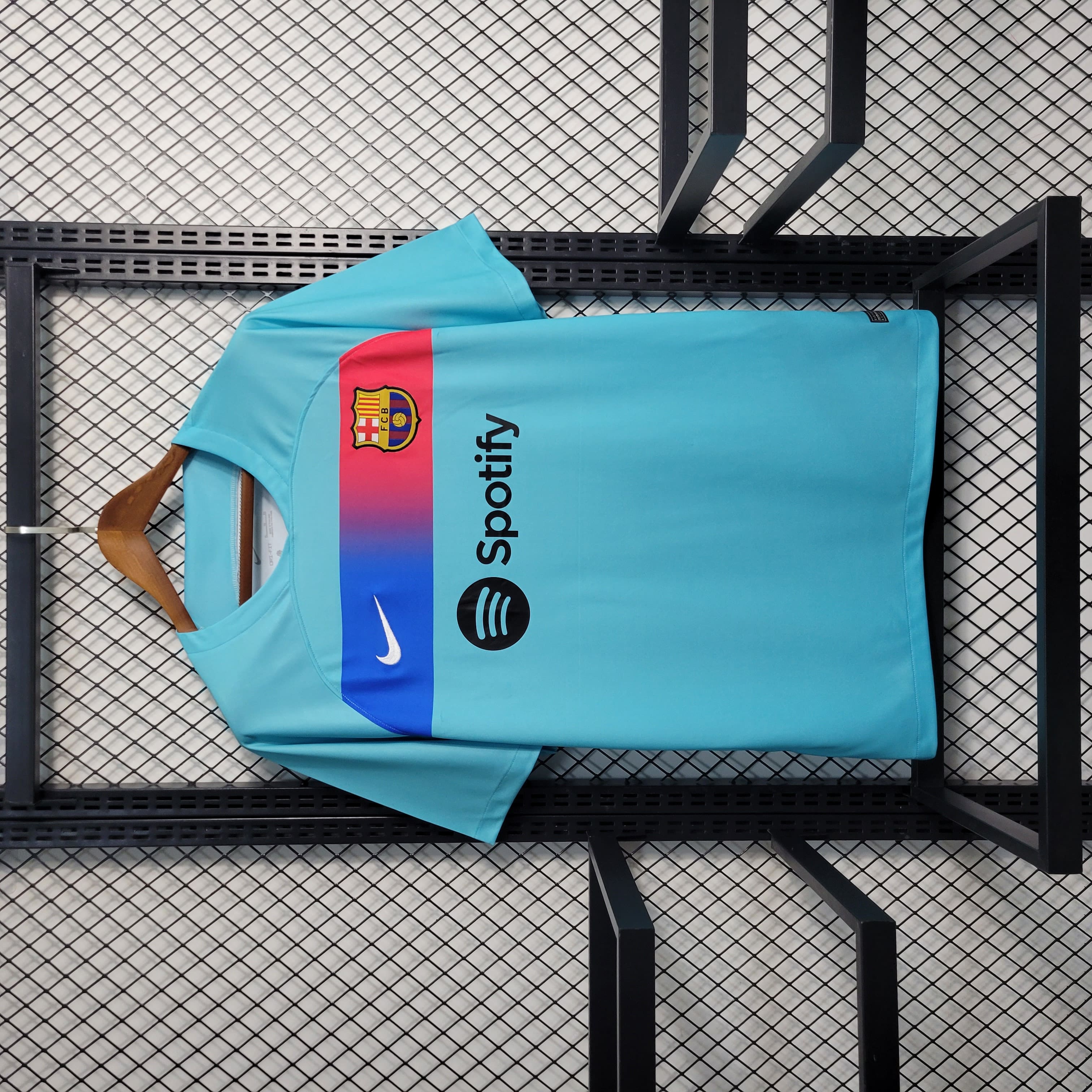 Camisa Barcelona 23/24 Versão Torcedor Ed. Especial Azul Celeste + Personalização Grátis