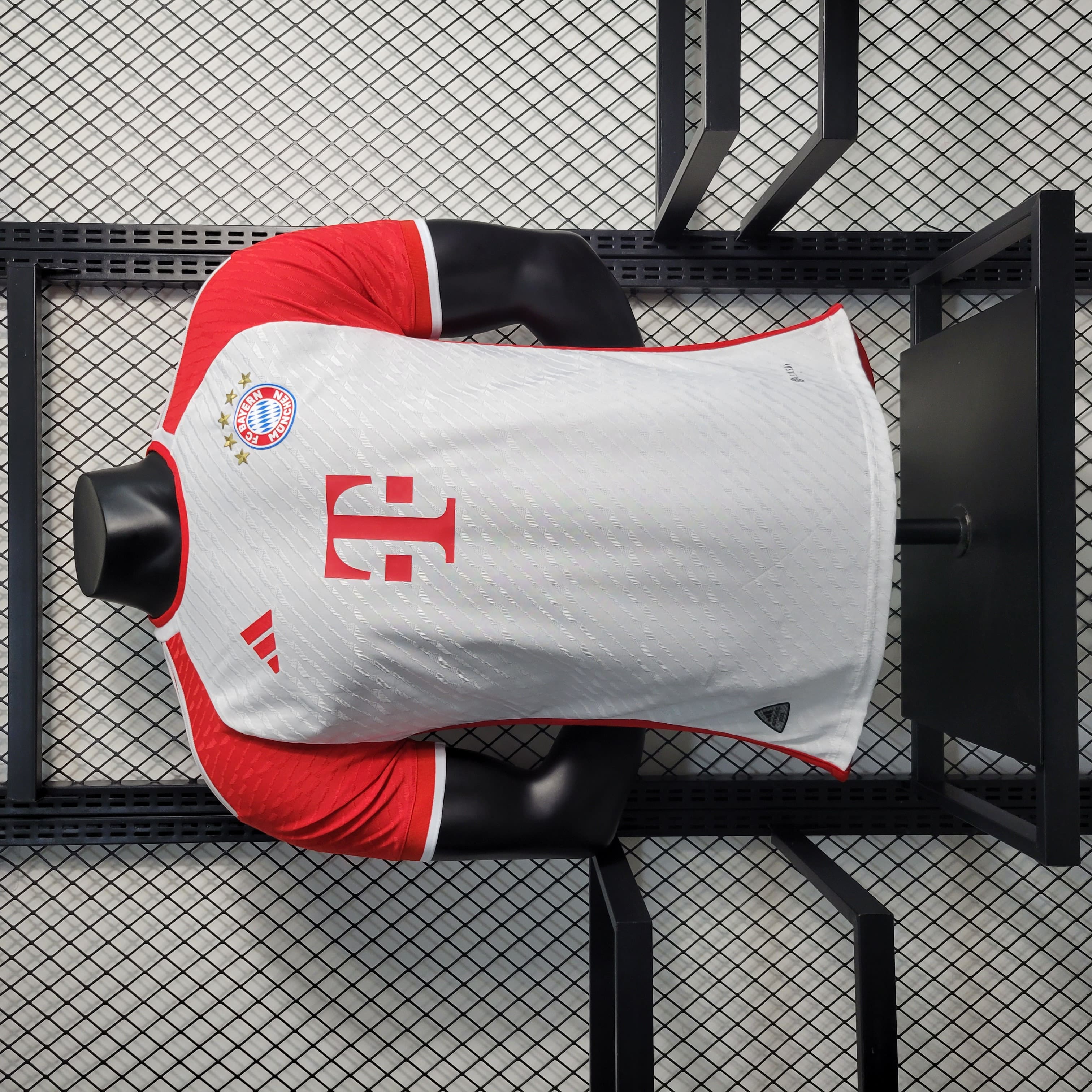 Camisa Bayern de Munique I 23/24 Versão Jogador + Personalização Grátis 