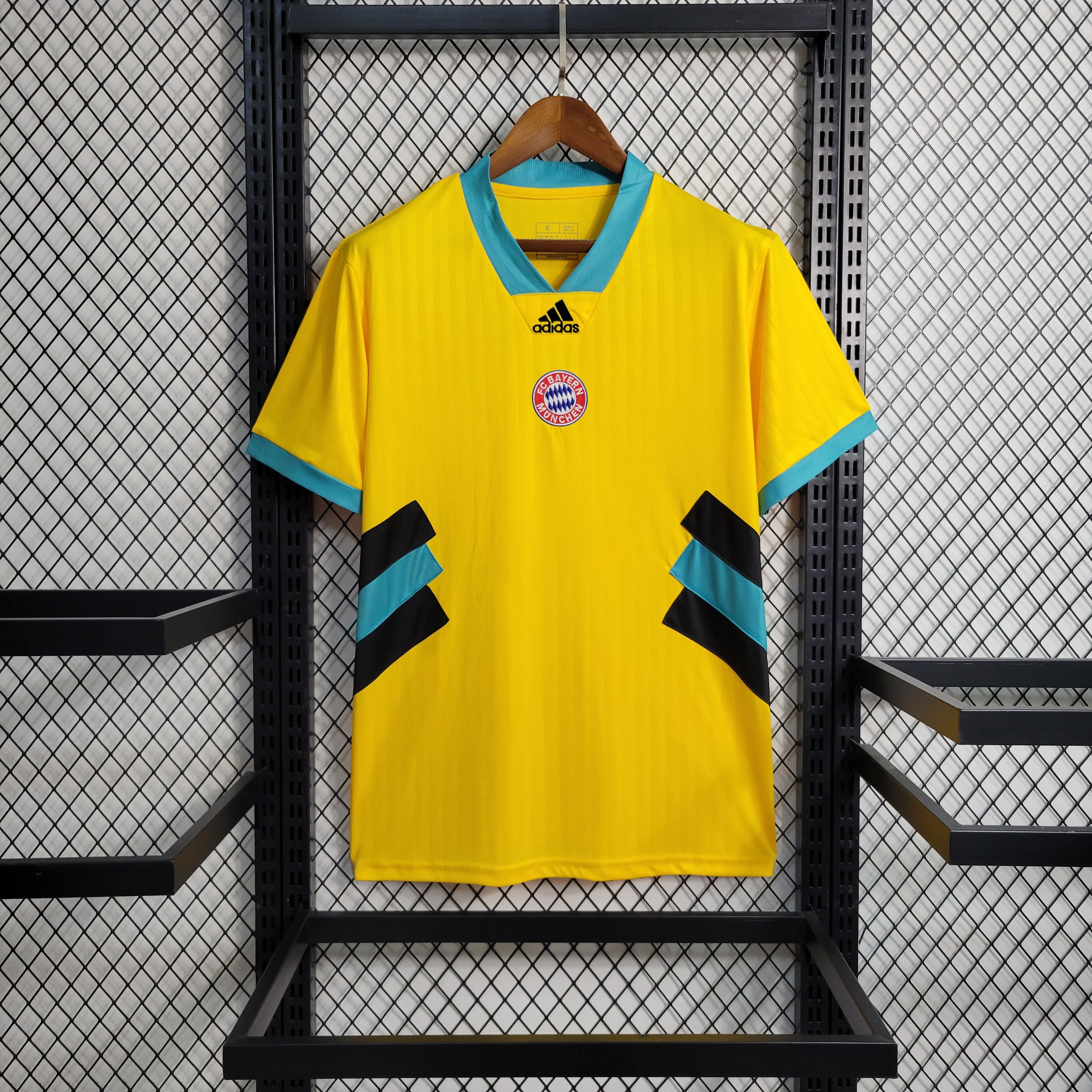 Camisa Bayern de Munique 23/24 Versão Torcedor Ed. Especial Icon + Personalização Grátis