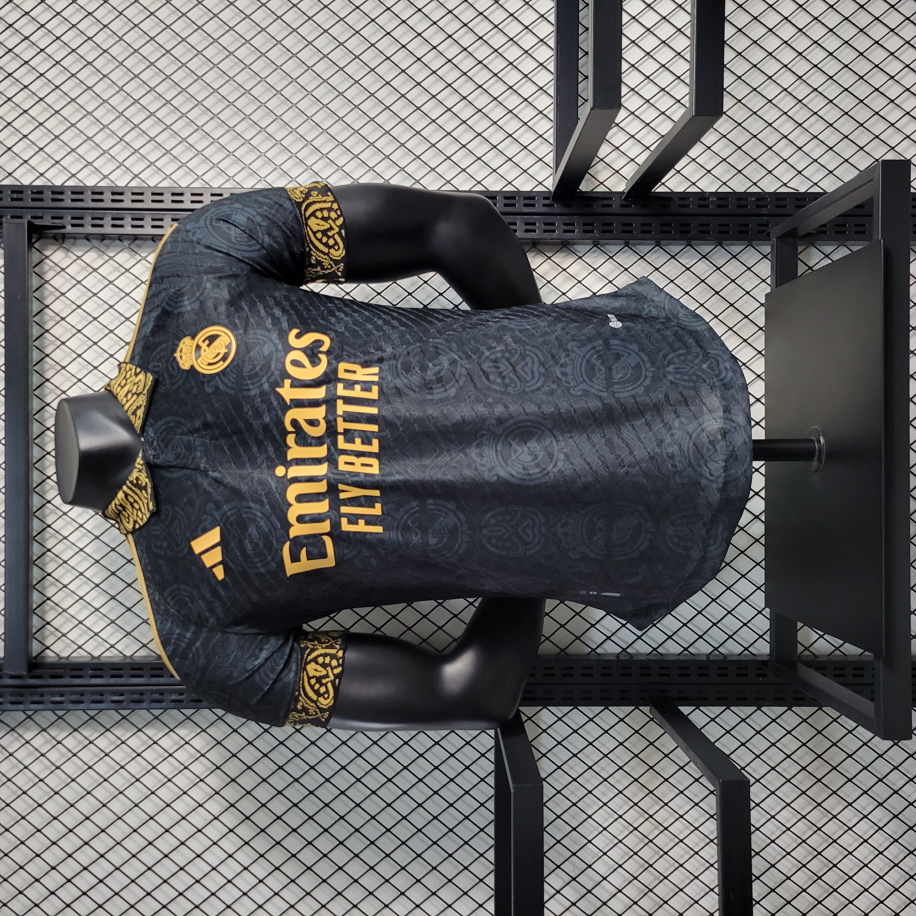 Camisa Gola Polo Real Madrid 23/24 Versão Jogador Ed. Especial Clásica Preta