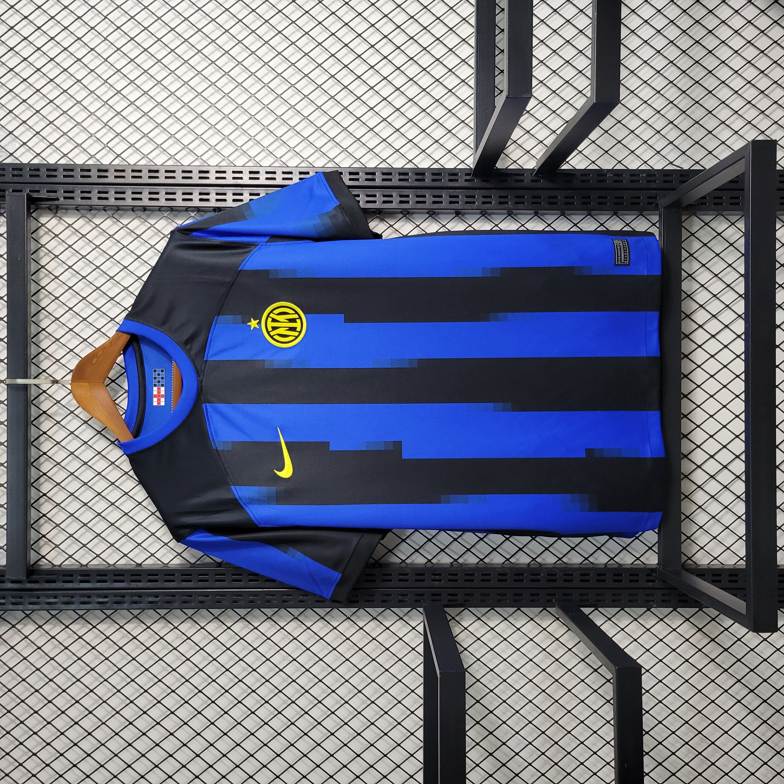 Camisa Inter de Milão I 23/24 Versão Torcedor + Personalização Grátis