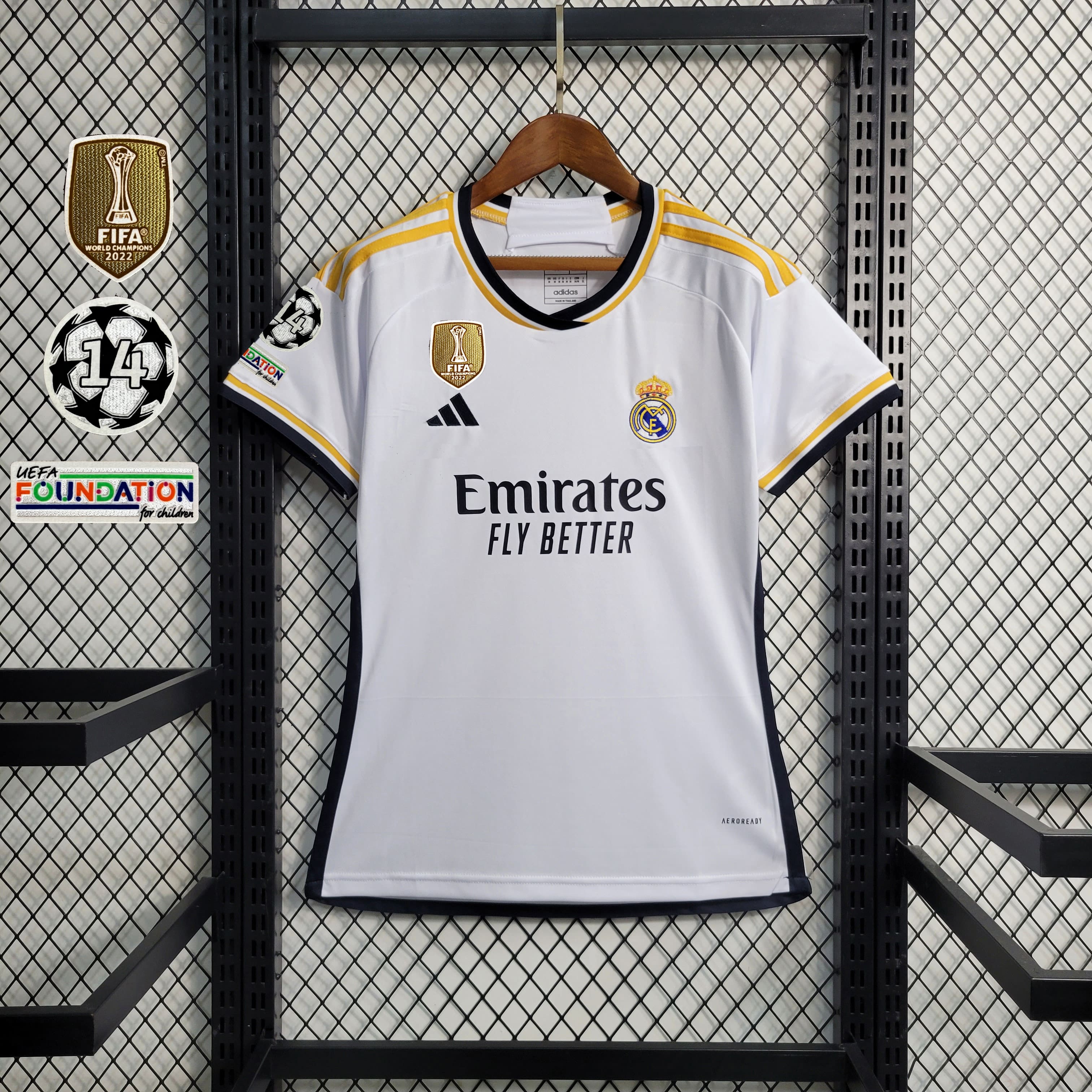 Camisa Real Madrid I 23/24 Versão Feminina + Patchs + Personalização Grátis