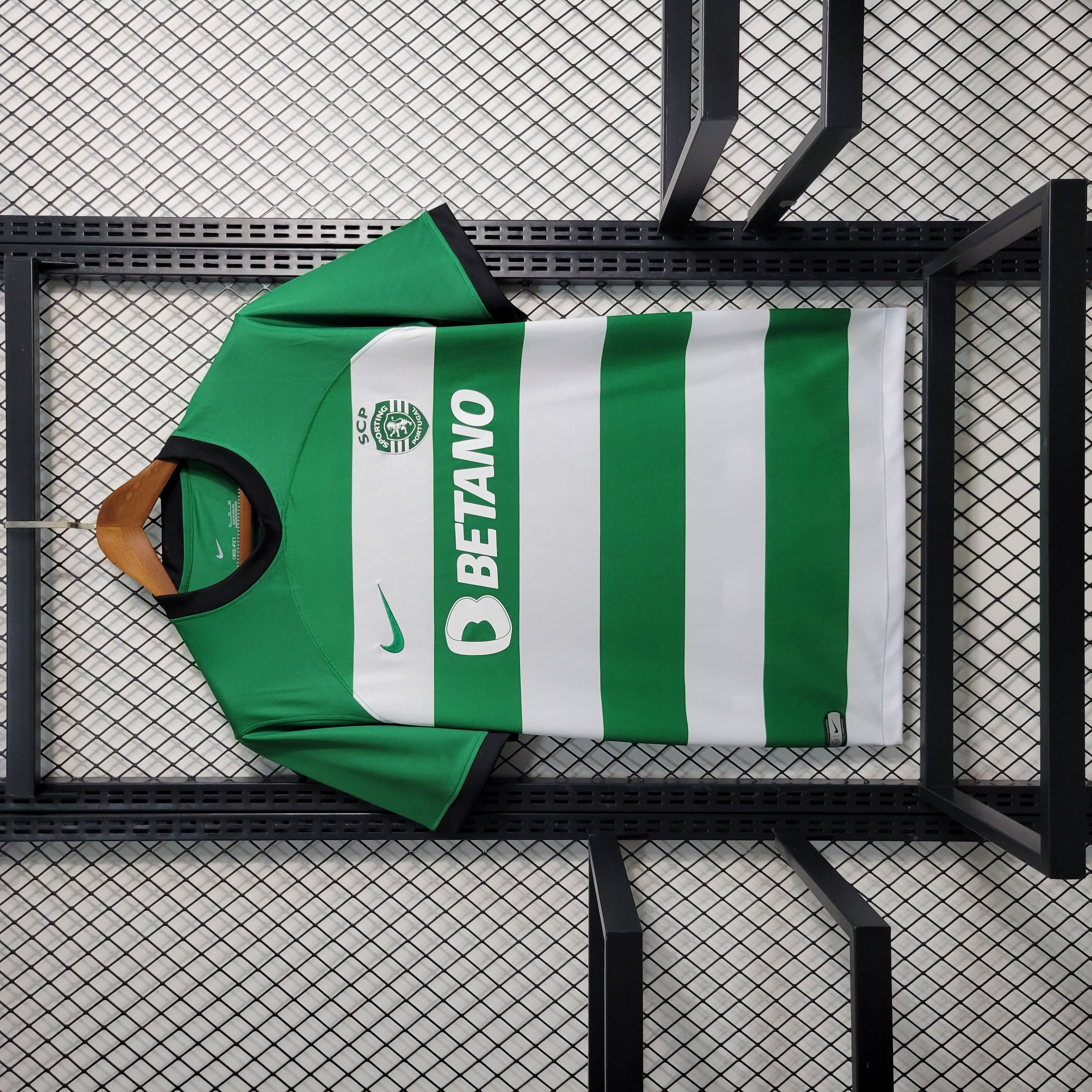 Camisa Sporting I 23/24 Versão Torcedor + Personalização Grátis 