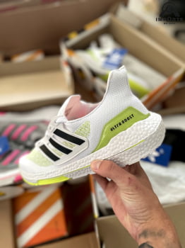 Tênis Ultraboost 2021 - Branco/verde