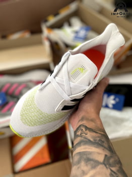 Tênis Ultraboost 2021 - Branco/verde
