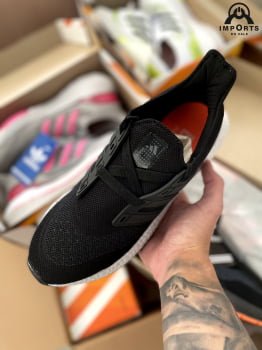 Tênis Ultraboost 2021 - Preto