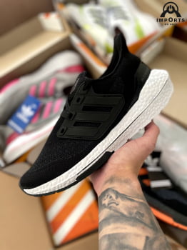 Tênis Ultraboost 2021 - Preto