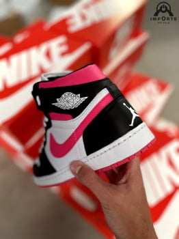Tênis Air Jordan 1 Mid - Branco/rosa/preto Tênis Air Jordan 1 Mid - Branco/rosa/preto
