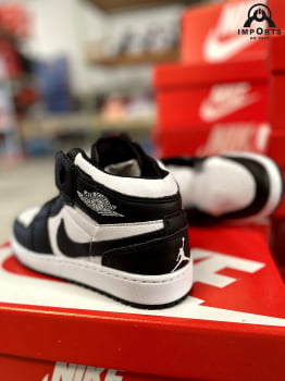 Tênis Air Jordan 1 Mid - Preto/branco