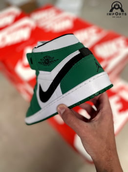 Tênis Air Jordan 1 Mid - Verde