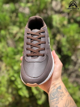 Tênis Lacoste Joggeur 2.0 - Marrom