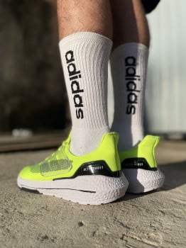Tênis Ultraboost 2021 - Verde
