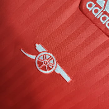 Camisa Arsenal 23/24 Versão Torcedor Ed. Especial Icon + Personalização Grátis Camisa Arsenal 23/24 Versão Torcedor Ed. Especial Icon + Personalização Grátis