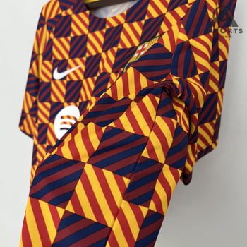 Camisa Barcelona 23/24 Treino - Quadriculada