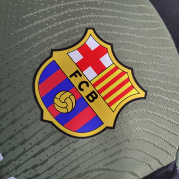 Camisa Barcelona 23/24 Versão Jogador Treino - Verde Camisa Barcelona 23/24 Versão Jogador Treino - Verde