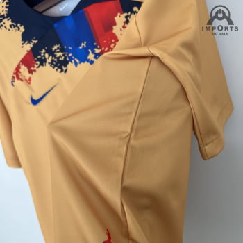 Camisa Barcelona 23/24 Versão Torcedor Ed. Especial Amarela + Personalização Grátis 