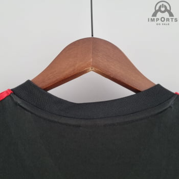 Camisa Bayern de Munique 22/23 Versão Torcedor Treino - Preta/Vermelho