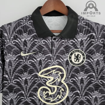 Camisa Chelsea 22/23 Versão Torcedor Ed. Clássica - Preta/dourada