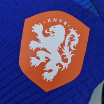 Camisa da Seleção Holandesa 2022 Versão Jogador Treino Azul + Personalização Grátis Camisa da Seleção Holandesa 2022 Versão Jogador Treino Azul + Personalização Grátis