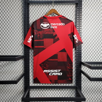 Camisa Flamengo 23/24 Versão Torcedor Pré-Jogo + Patch Campeão Libertadores + Patrocínios - Rubro Negra