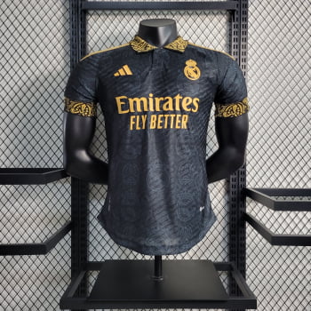 Camisa Gola Polo Real Madrid 23/24 Versão Jogador Ed. Especial Clásica Preta Camisa Gola Polo Real Madrid 23/24 Versão Jogador Ed. Especial Clásica Preta