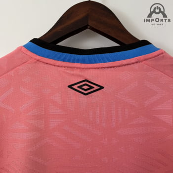 Camisa Grêmio 22/23 Versão Torcedor Ed. Especial Outubro Rosa + Personalização Grátis