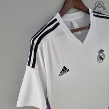 Camisa Real Madrid 22/23 Versão Torcedor Treino - Branca/Lilás