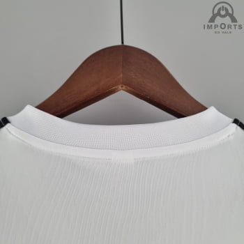 Camisa Real Madrid 22/23 Versão Torcedor Treino - Branca/Lilás