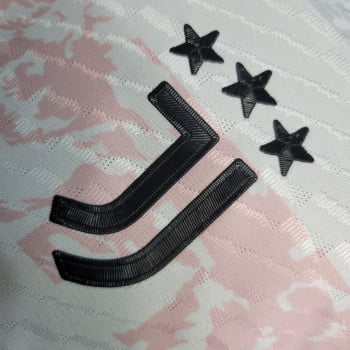 Camisa Juventus 23/24 Versão Jogador Treino - Branco