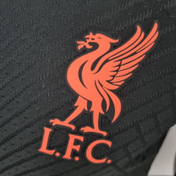 Camisa Liverpool 22/23 Treino Versão Jogador - Preta/laranja