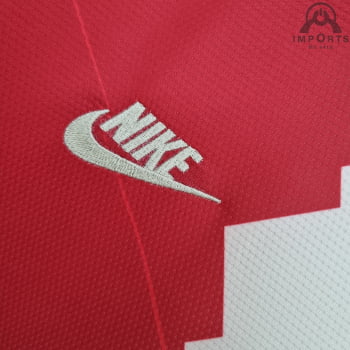Camisa Liverpool 22/23 Treino - Tricolor 