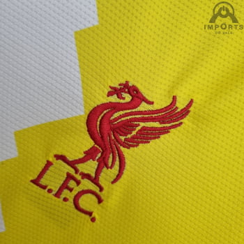 Camisa Liverpool 22/23 Treino - Tricolor 
