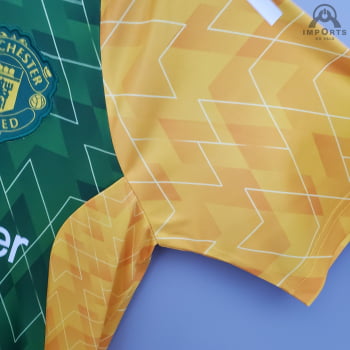 Camisa Manchester United 21/22 Treino - Verde/amarelo