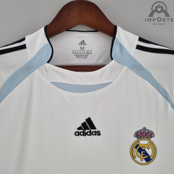 Camisa Real Madrid 22/23 Versão Torcedor Pré-Jogo - Branca