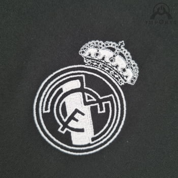 Camisa Real Madrid 22/23 Versão Torcedor Treino - Preta/Roxo