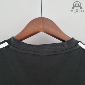 Camisa Real Madrid 22/23 Versão Torcedor Treino - Preta/Roxo