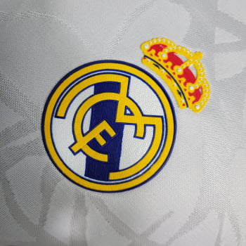 Camisa Real Madrid 23/24 Versão Jogador Ed. Especial Branca + Personalização Grátis Camisa Real Madrid 23/24 Versão Jogador Ed. Especial Branca + Personalização Grátis
