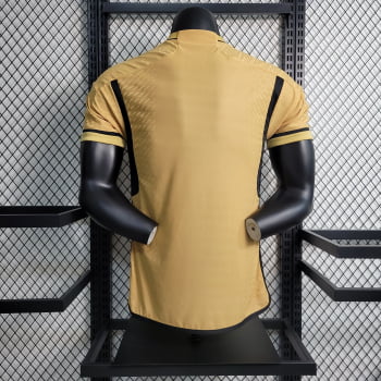 Camisa Real Madrid 23/24 Versão Jogador Ed. Especial Dourada + Personalização Grátis