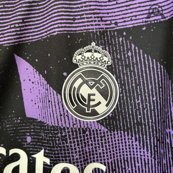 Camisa Real Madrid 23/24 Versão Torcedor Ed. Especial Preta/roxa + Personalização Grátis Camisa Real Madrid 23/24 Versão Torcedor Ed. Especial Preta/roxa + Personalização Grátis