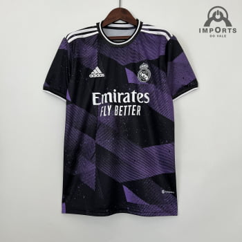 Camisa Real Madrid 23/24 Versão Torcedor Ed. Especial Preta/roxa + Personalização Grátis Camisa Real Madrid 23/24 Versão Torcedor Ed. Especial Preta/roxa + Personalização Grátis