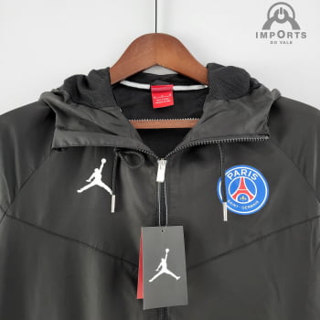 Jaqueta Corta-Vento Paris Saint-Germain 22/23 - Preto