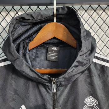 Jaqueta Corta-Vento Real Madrid 23/24 - Preto Camuflado
