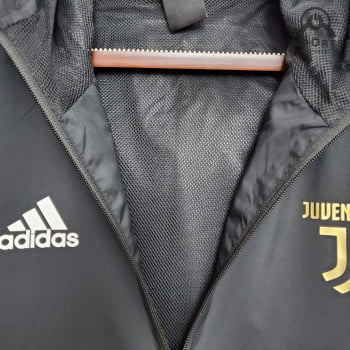 Jaqueta Corta-Vento Juventus 20/21 - Preto 