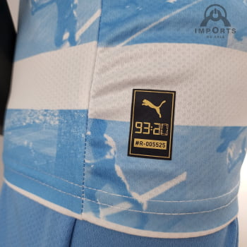 Kit Infantil Manchester City 22/23 Versão Jogador Ed. Especial Azul e Branco