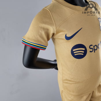 Kit Infantil Barcelona II 22/23 + Personalização Grátis