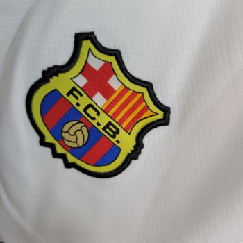 Kit Infantil Barcelona II 23/24 + Personalização Grátis