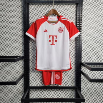Kit Infantil Bayern de Munique I 23/24 + Personalização Grátis
