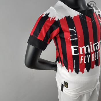 Kit Infantil AC Milan IV 21/22 + Personalização Grátis
