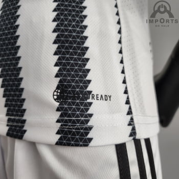 Kit Infantil Juventus l 22/23 + Personalização Grátis